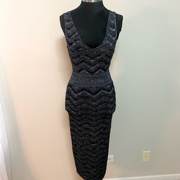 Zara dress - Picture 1 of 13
